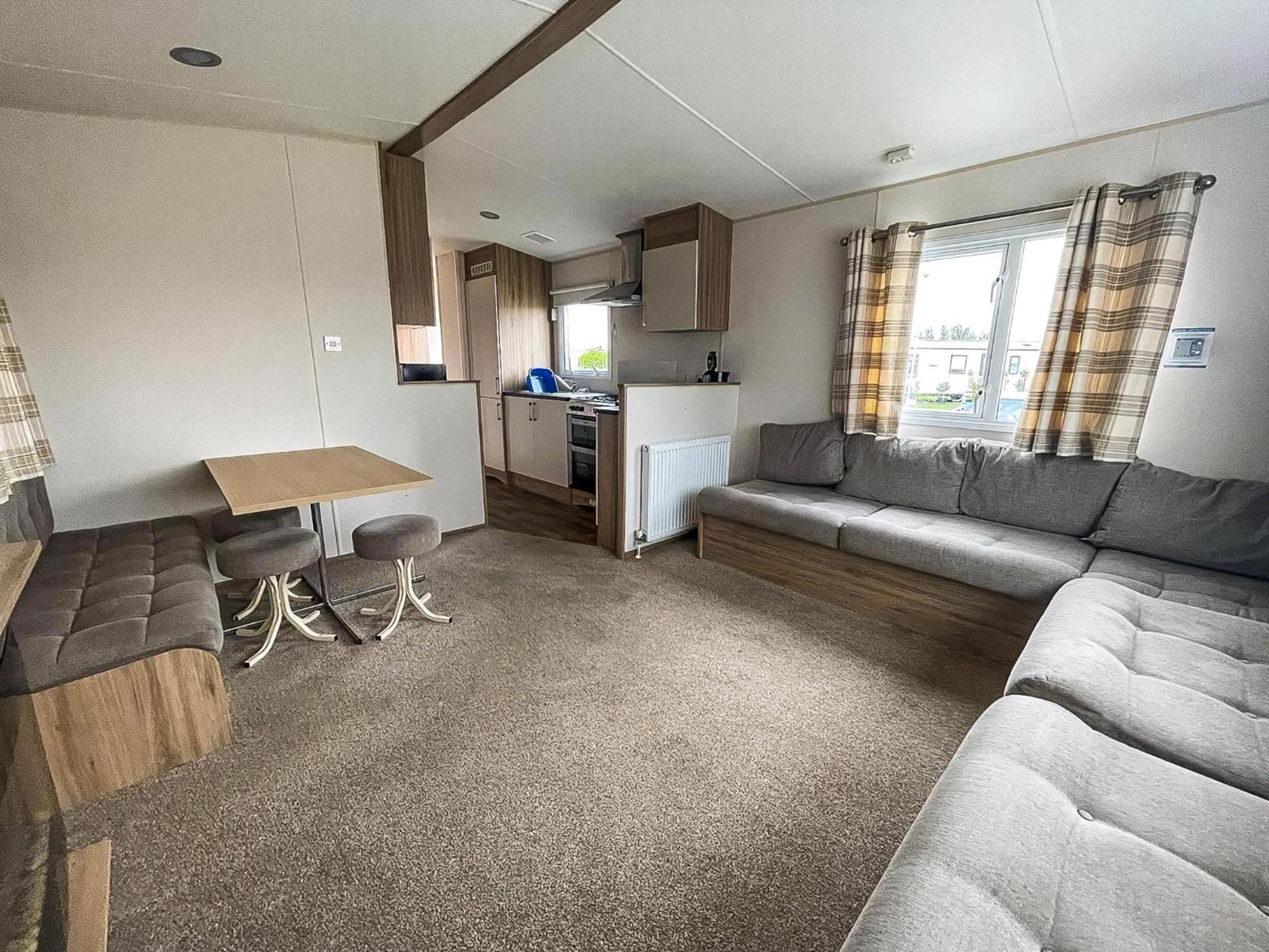 Superb 6 Berth Caravan At St Osyth Beach, Near Clacton-On-Sea Ref 28008Mc エクステリア 写真
